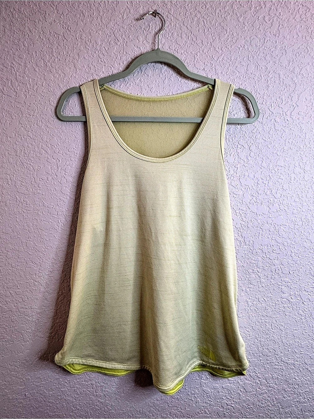 The North Face Women's Tank Top Green & Yellow Size Large Like New
